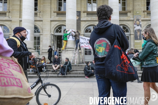 L opéra de Bordeaux occupé par la CIP