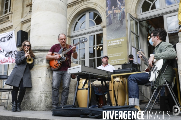 L opéra de Bordeaux occupé par la CIP