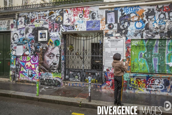 Nouveau portrait de serge gainsbourg  realise par le peintre ernesto novo rue de verneuil