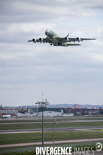 Decollage dernier A380