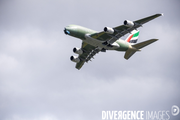 Decollage dernier A380