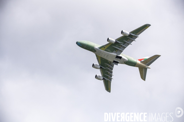 Decollage dernier A380