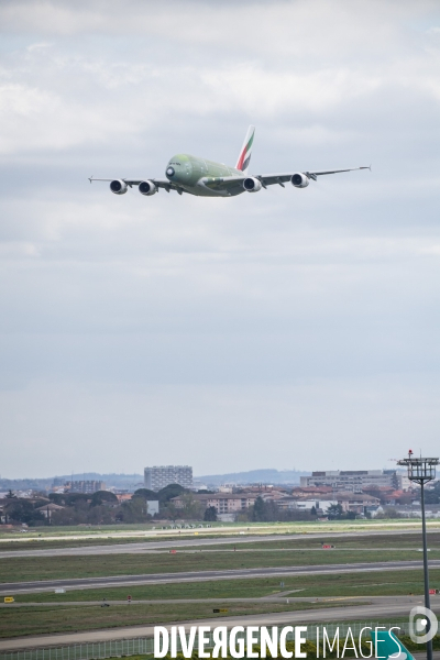 Decollage dernier A380