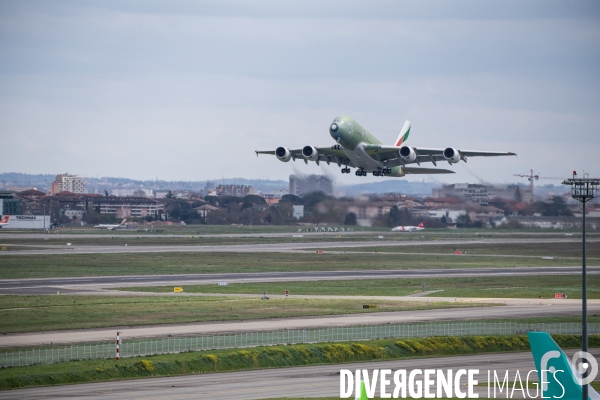 Decollage dernier A380