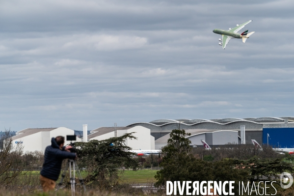 Decollage dernier A380