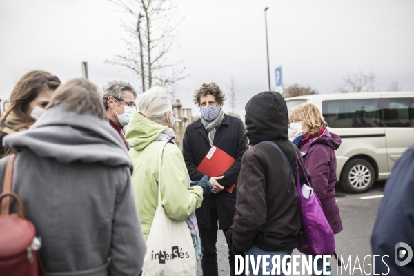 Elections régionales 2021 :  Julien Bayou en déplacement en Essonne
