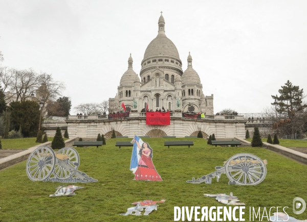 50 silhouettes de communards au sacre coeur pour commemorer le premier jour de la commune