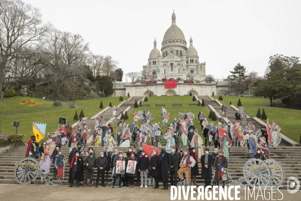50 silhouettes de communards au sacre coeur pour commemorer le premier jour de la commune