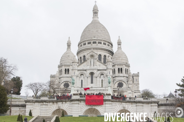 50 silhouettes de communards au sacre coeur pour commemorer le premier jour de la commune