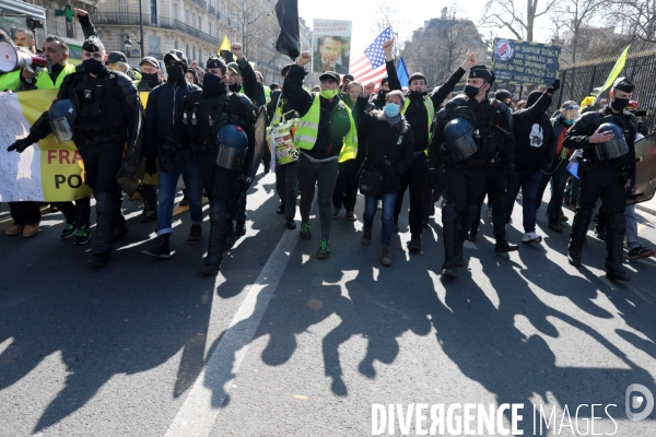 Manifestation contre le racisme et la violence policiere