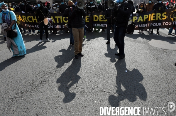 Manifestation contre le racisme et la violence policiere