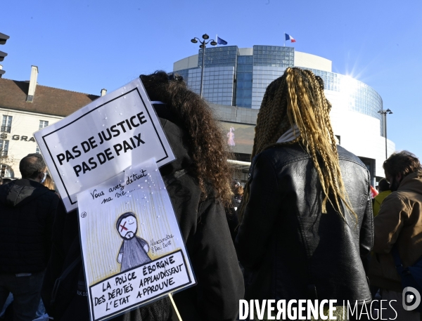 Marche des Familles de victimes de violences policières/contre la loi de sécurité globale. Demonstration against racism and police violence.