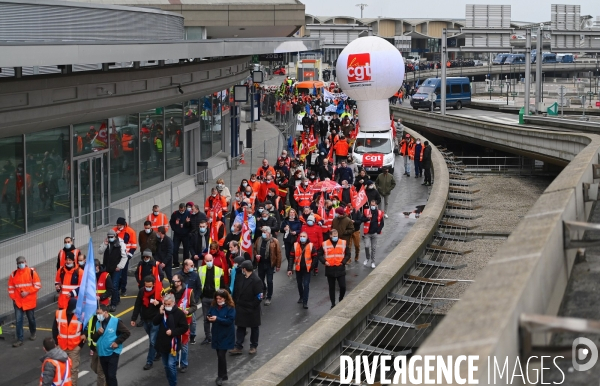 Mobilisation du secteur aérien à l aéroport de Roissy pour la sauvegarde des emplois