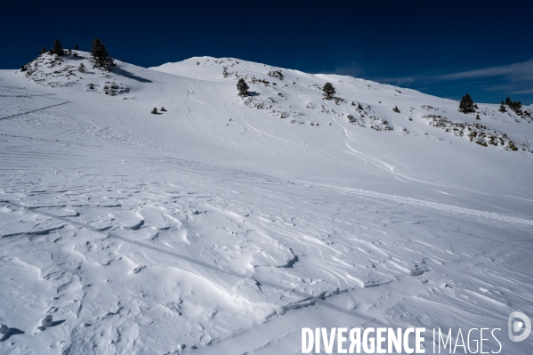 Pyrenees : Stations de ski fermees