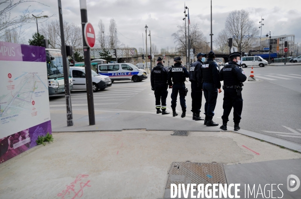 Policiers porte de la chapelle