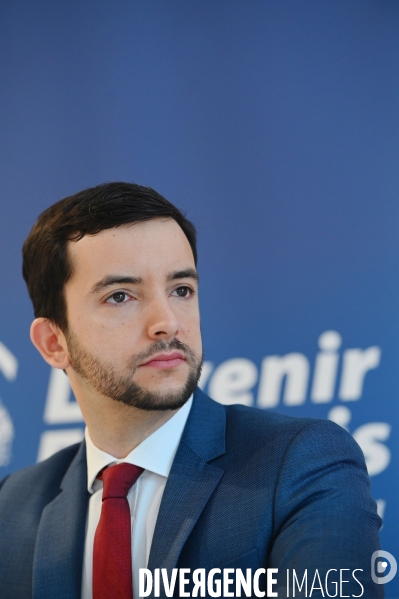 Conférence de presse de Jean Philippe Tanguy et Marine Le Pen pour le lancement de L Avenir Français