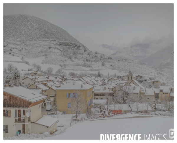 Le long de la Transbassealpine Digne Nice Printemps 2021