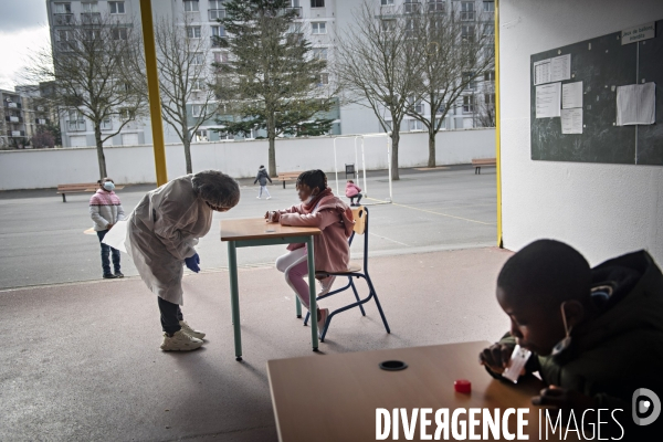 Tests salivaires  ecole