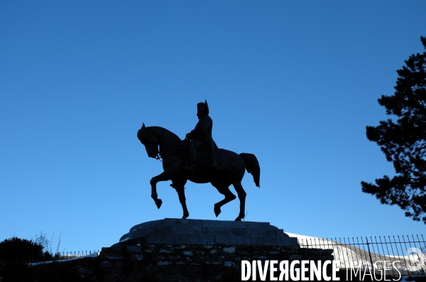 Statue equestre de Napoleon  le long de la RN 85.