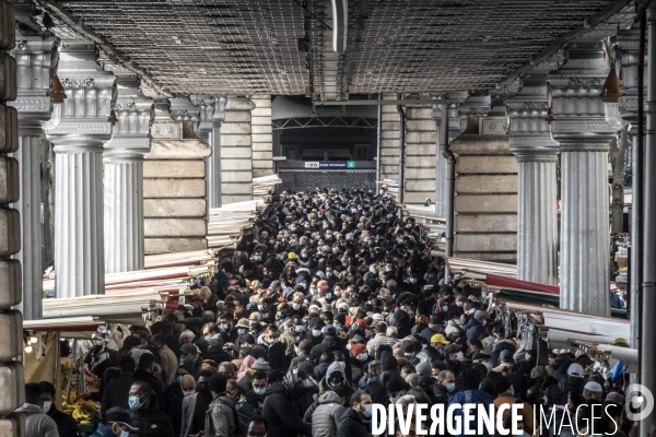 Marché Barbès lors du Troisième confinement