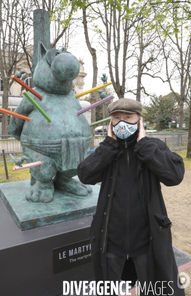 Le chat de geluck sur les champs elysees