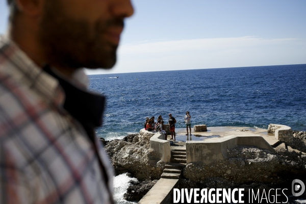 Cap d Ail le 4/08/2020 au Claj Thalassa, de jeunes gens originaires de quartiers populaires de Cannes La Bocca dans une colonie apprenante de Cap  d Ail vont participer à une visite du musée oceanographique de Monaco. Les jeunes sont divisés en deux gr