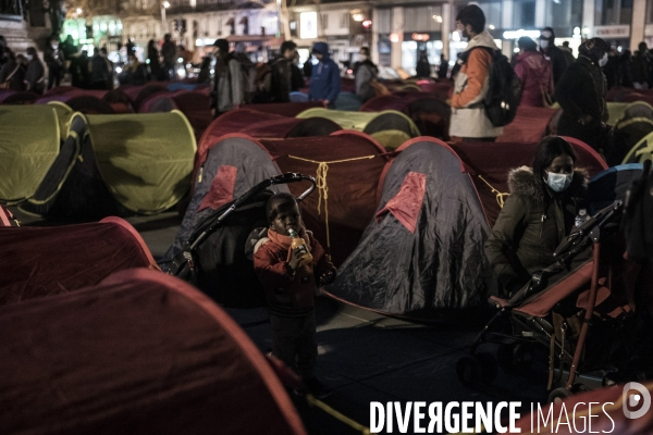 Nuit de la solidarité, place de la République.