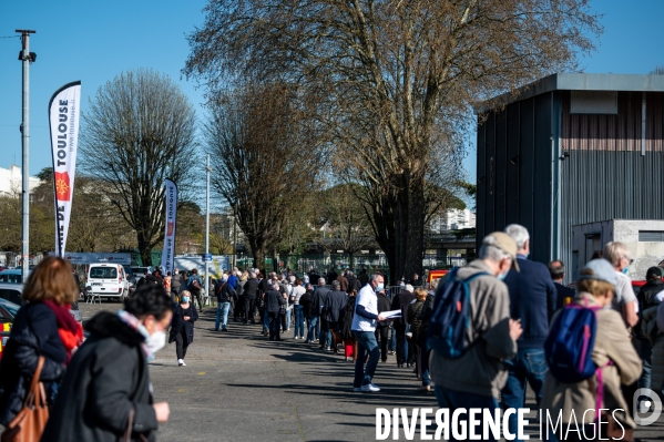 Toulouse : operation de vaccination massive