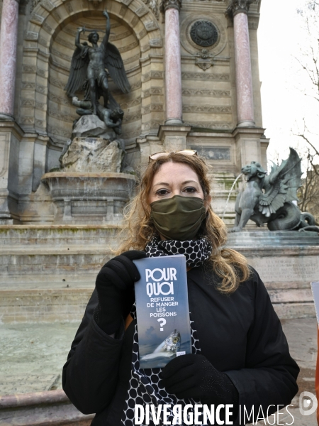 Cause animale : Journée Mondiale pour la Fin de la Peche. Action L214. Animals rights   World Day for the End of Fishing  .