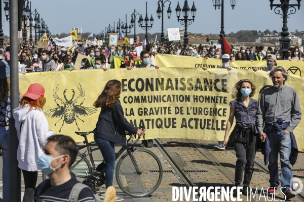 Marche à Bordeaux pour une vraie Loi Climat