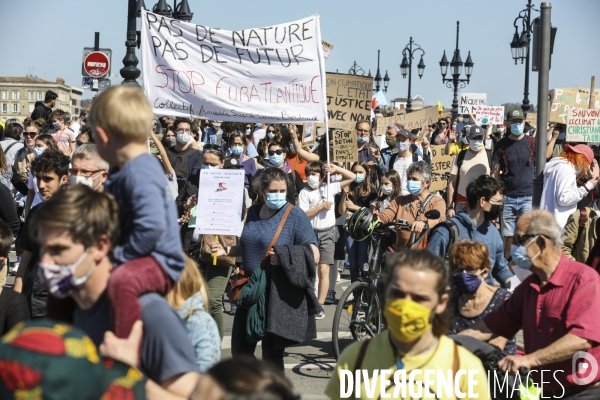 Marche à Bordeaux pour une vraie Loi Climat