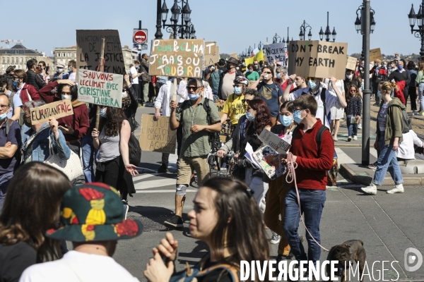 Marche à Bordeaux pour une vraie Loi Climat