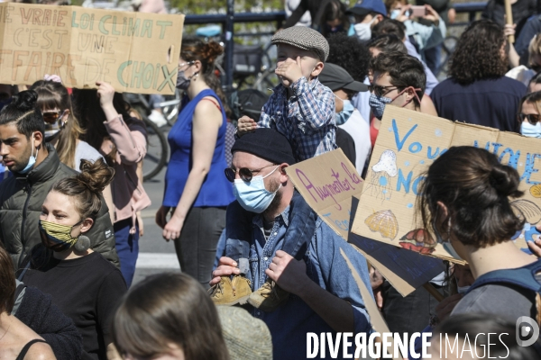 Marche à Bordeaux pour une vraie Loi Climat