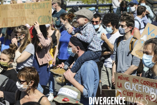 Marche à Bordeaux pour une vraie Loi Climat