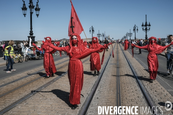 Marche à Bordeaux pour une vraie Loi Climat