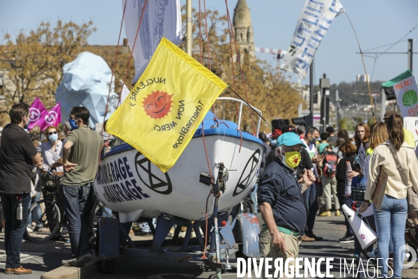 Marche à Bordeaux pour une vraie Loi Climat