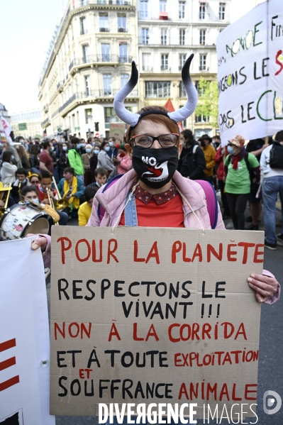 Marche pour le climat 2021, à Paris. Walk for the climate.