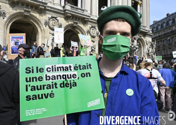 Marche pour le climat 2021, à Paris. Walk for the climate.