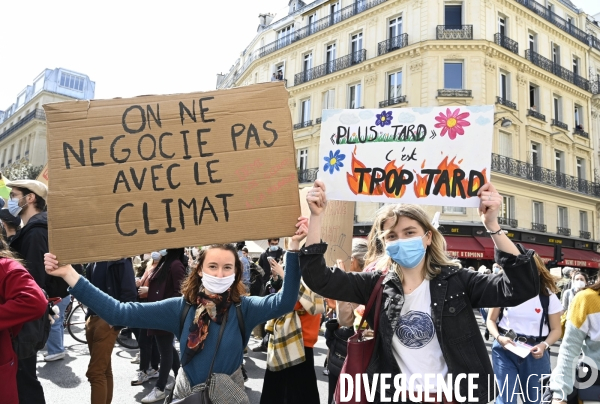 Marche pour le climat 2021, à Paris. Walk for the climate.