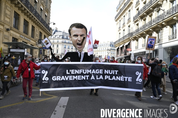 Marche pour le climat 2021, à Paris. Walk for the climate.