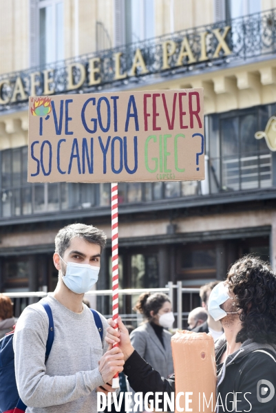 Marche pour le climat 2021, à Paris. Walk for the climate.