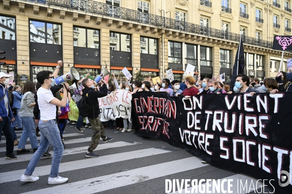 Marche pour le climat 2021, à Paris. Walk for the climate.