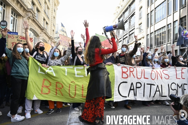 Marche pour le climat 2021, à Paris. Walk for the climate.