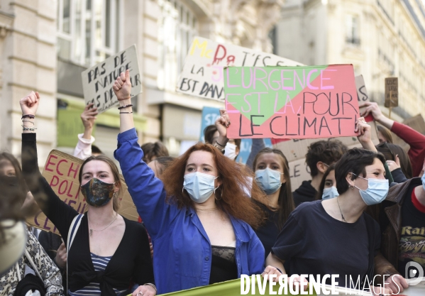 Marche pour le climat 2021, à Paris. Walk for the climate.