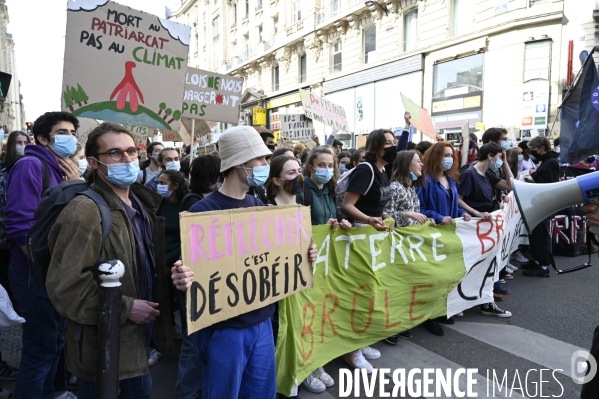 Marche pour le climat 2021, à Paris. Walk for the climate.