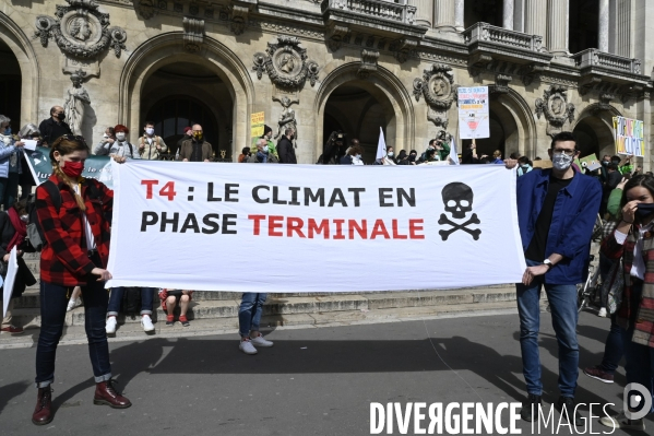 Marche pour le climat 2021, à Paris. Walk for the climate.