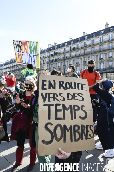 Marche pour le climat 2021, à Paris. Walk for the climate.