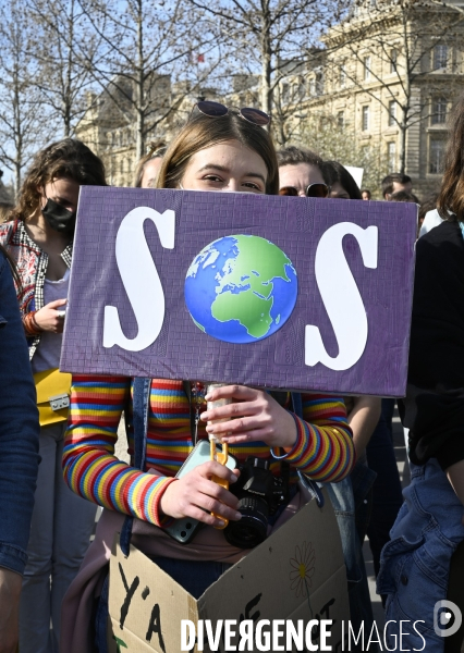 Marche pour le climat 2021, à Paris. Walk for the climate.