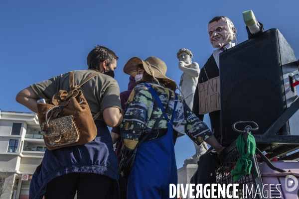 Marche pour une «vraie loi climat» à Marseille