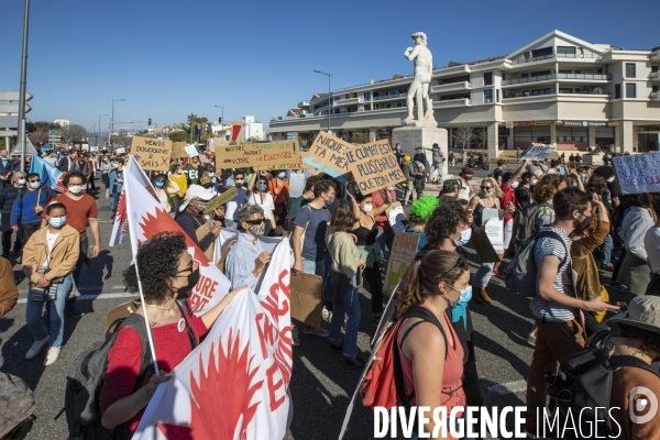 Marche pour une «vraie loi climat» à Marseille